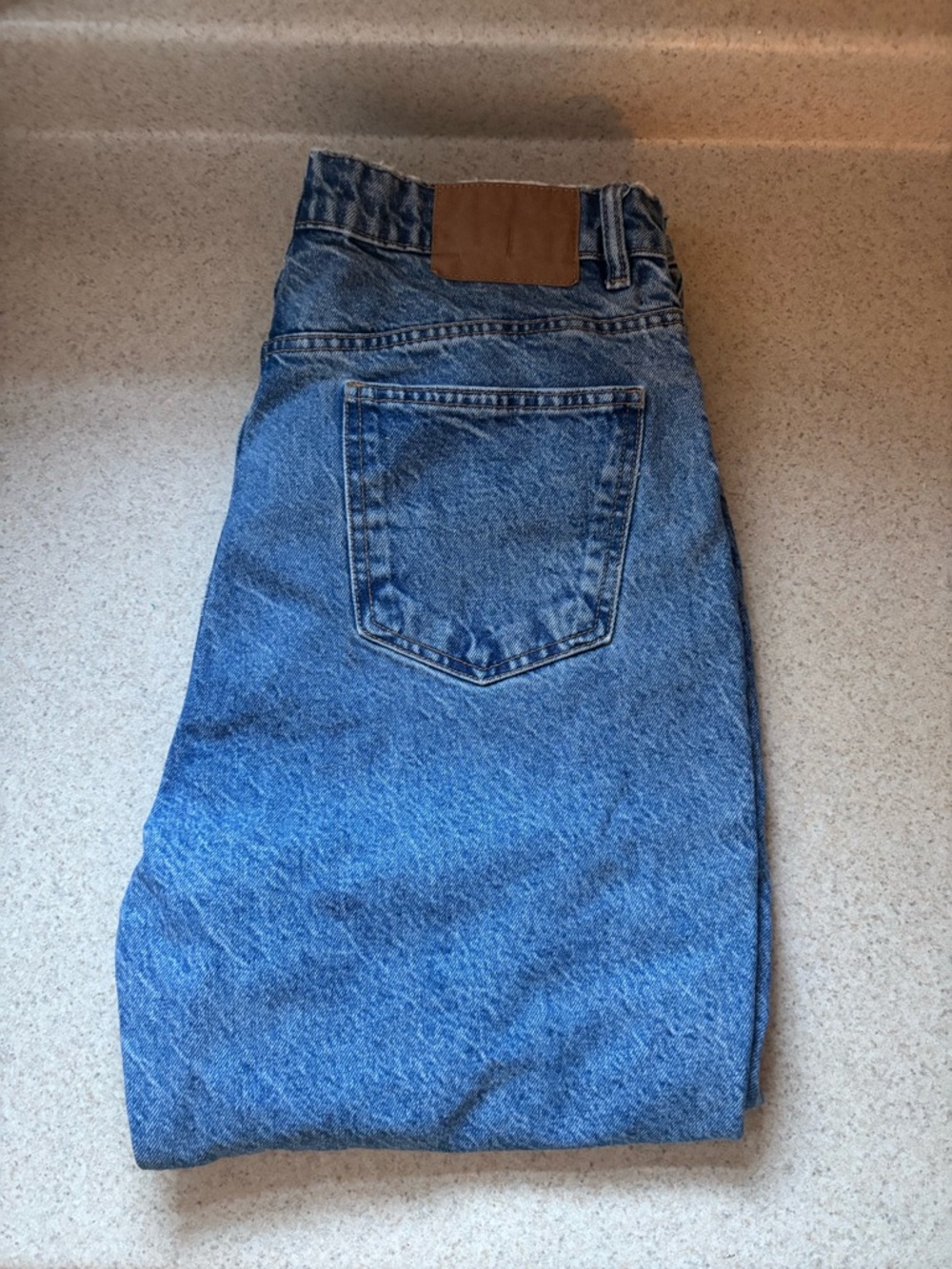 Zara Women’s Blue High Rise Straight Denim Jeans SOLD